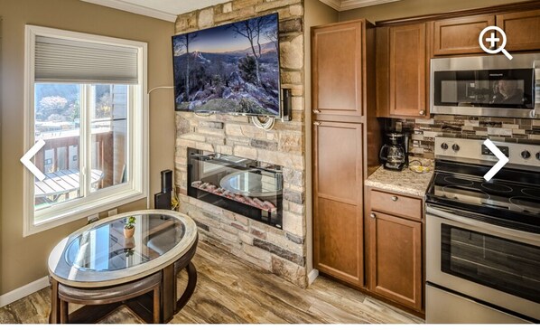 Fridge, microwave, oven, stovetop - Sugar Ski in/out 1BR 1BA views/pool/sauna/hot tub (Sugar Mountain)