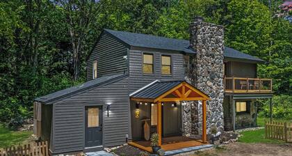 Gunstock Shanty-Lakes Region–Gunstock, Lake Winnipesaukee, Pavillion