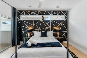 3 chambres, fer et planche à repasser, Wi-Fi, draps fournis