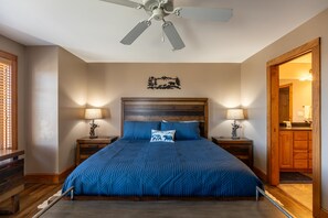 3 bedrooms, desk, iron/ironing board, free WiFi - Mayway Retreat - Echota Club Amenities, Beautiful Mountain Views (Banner Elk)