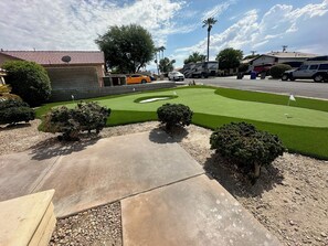 المنطقة المحيطة بالمنشأة