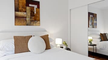 Iron/ironing board, travel cot, WiFi, bed sheets