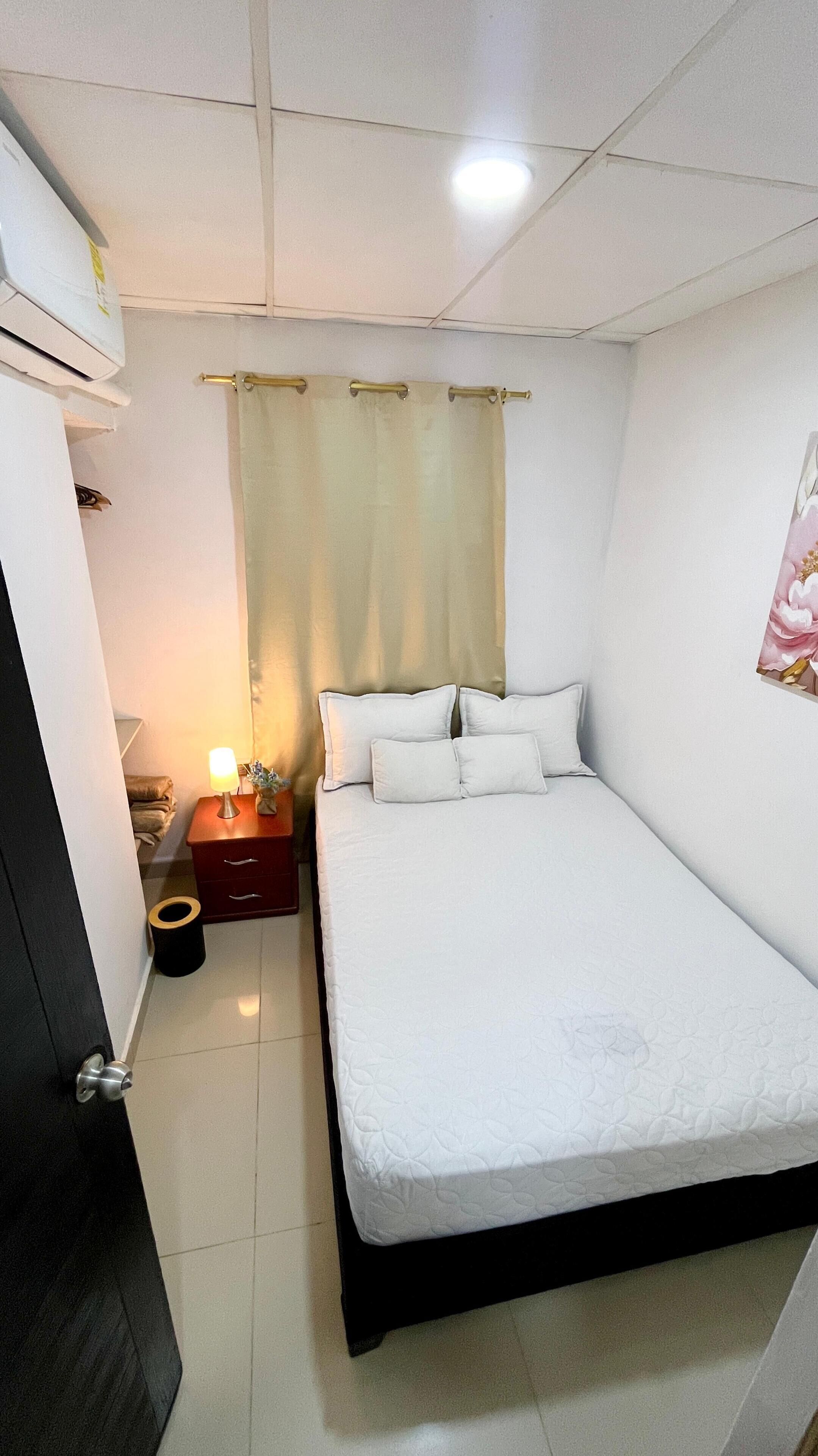2 bedrooms, WiFi, bed sheets