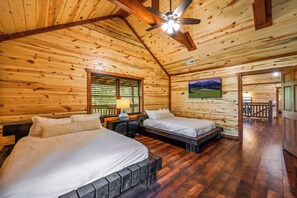 8 bedrooms, travel cot, free WiFi, bed sheets