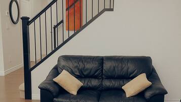 Smart TV y chimenea