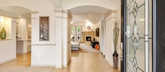 The Knob – Cozy 3-Bedroom Elegant Retreat