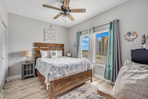 3 bedrooms, WiFi, bed sheets - Shores of Panama 2BR 2BA - Beautiful Views (Panama City)