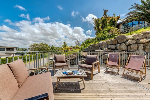 Apartment 'Les Terrasses De La Palud' with Sea View and Private Terrace