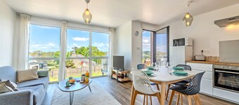 Apartment 'Les Terrasses De La Palud' with Sea View and Private Terrace