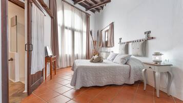 6 chambres, fer et planche Ă repasser, Wi-Fi gratuit, draps fournis