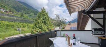 Apartment 'Kuchler' with Mountain View, Private Terrace and Wi-Fi
