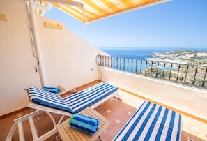 Property grounds - Apartment 'Casa Emma' with Sea Views, Wi-Fi and Air Conditioning (Almuñécar)
