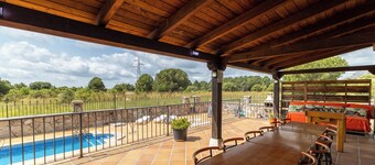 Country House 'Sierra Norte' with Mountain View, Private Pool and Wi-Fi