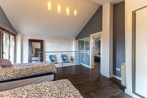 3 bedrooms, free WiFi, bed sheets