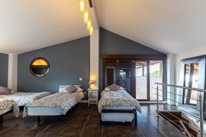3 bedrooms, free WiFi, bed sheets