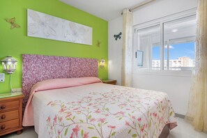 2 habitaciones, tabla de planchar con plancha y wifi gratis 