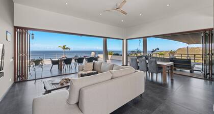 Lahara Villa, Cas Abou