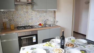 Refrigerador, utensilios de cocina