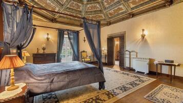 1 makuuhuone, ilmainen Wi-Fi, vuodevaatteet