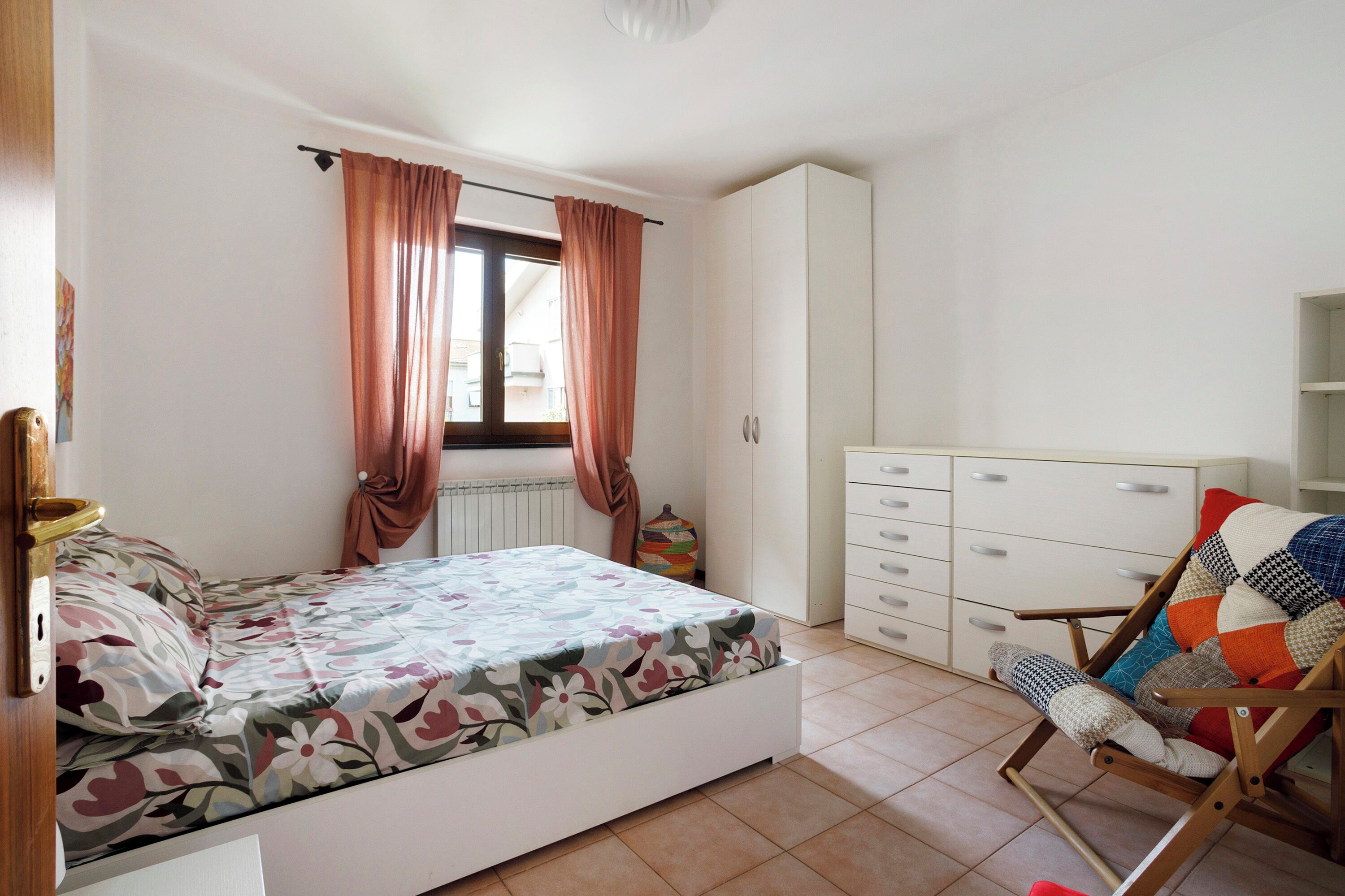 2 chambres, fer et planche à repasser, Wi-Fi gratuit, draps fournis