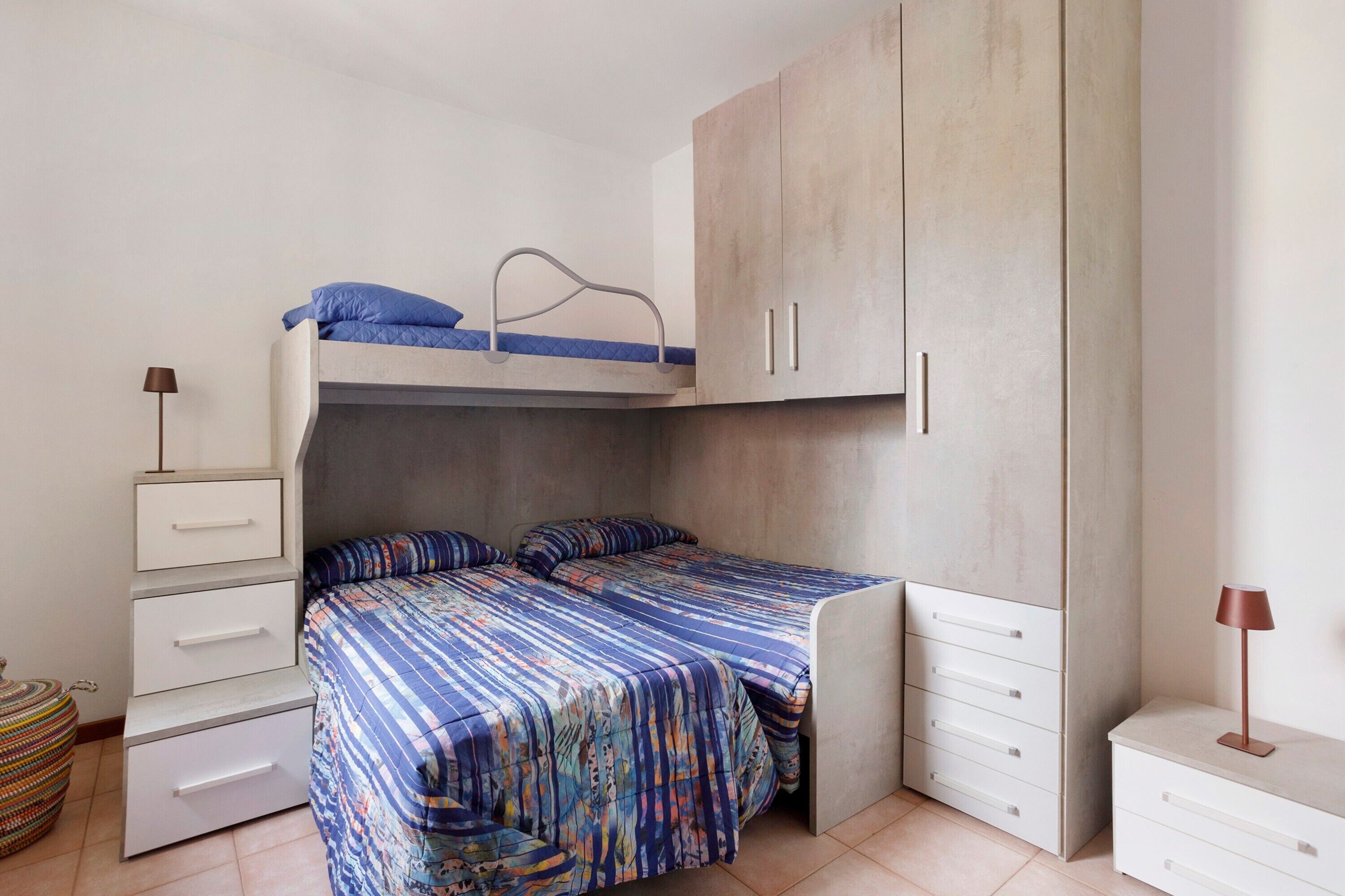 2 soverom, strykejern/-brett, wi-fi (inkludert) og sengetøy