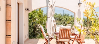 Apartamento 'Le 3 Rose - Damasco' con vistas al lago, Wi-Fi y aire acondicionado