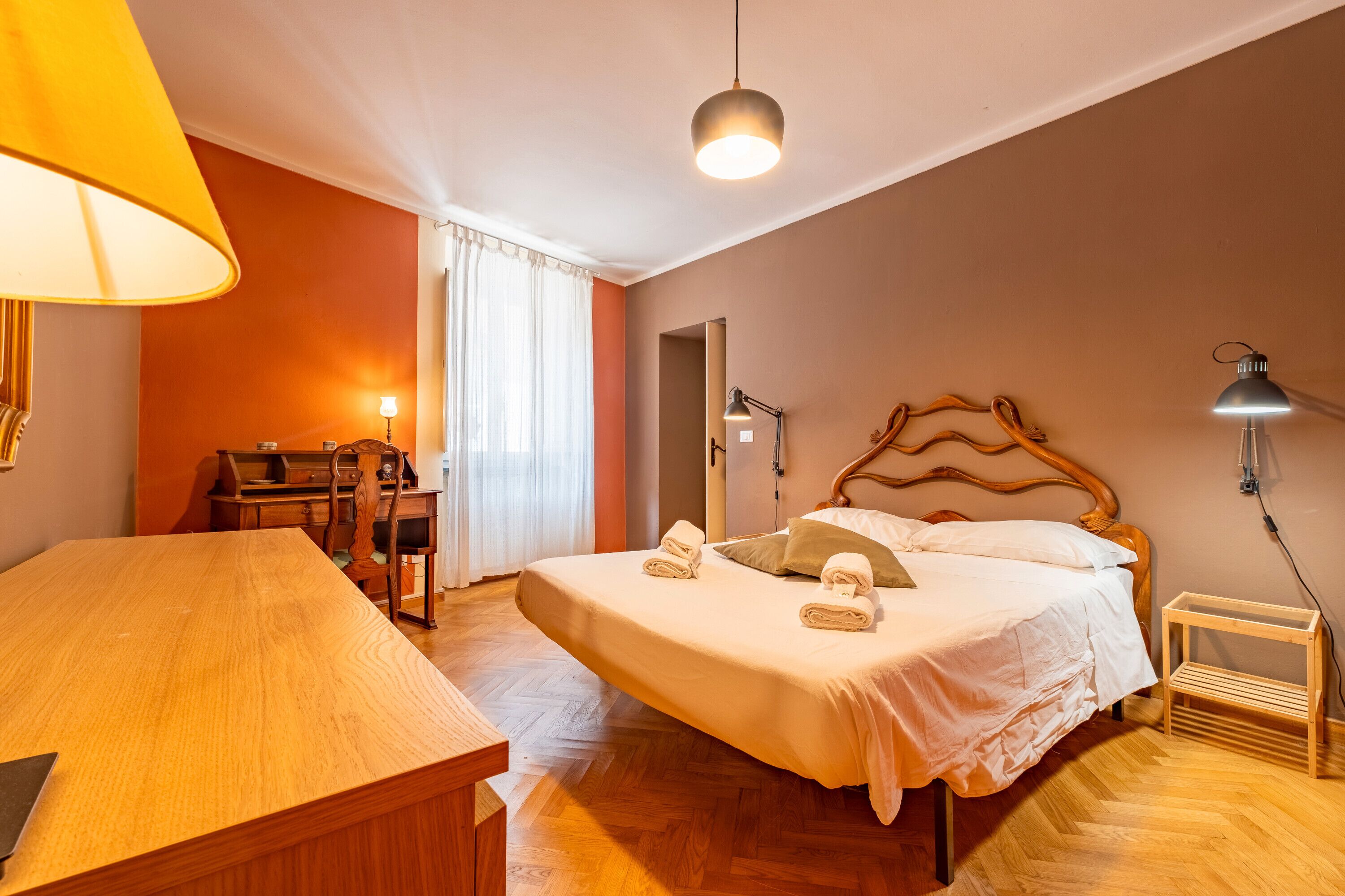 2 slaapkamers, een strijkplank/strijkijzer, gratis wifi, beddengoed