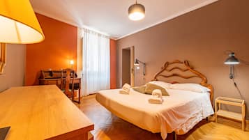 2 slaapkamers, een strijkplank/strijkijzer, gratis wifi, beddengoed