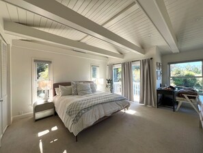 4 chambres, fer et planche à repasser, Wi-Fi, draps fournis