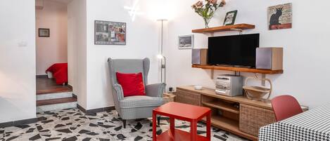 TV, DVD player, stereo