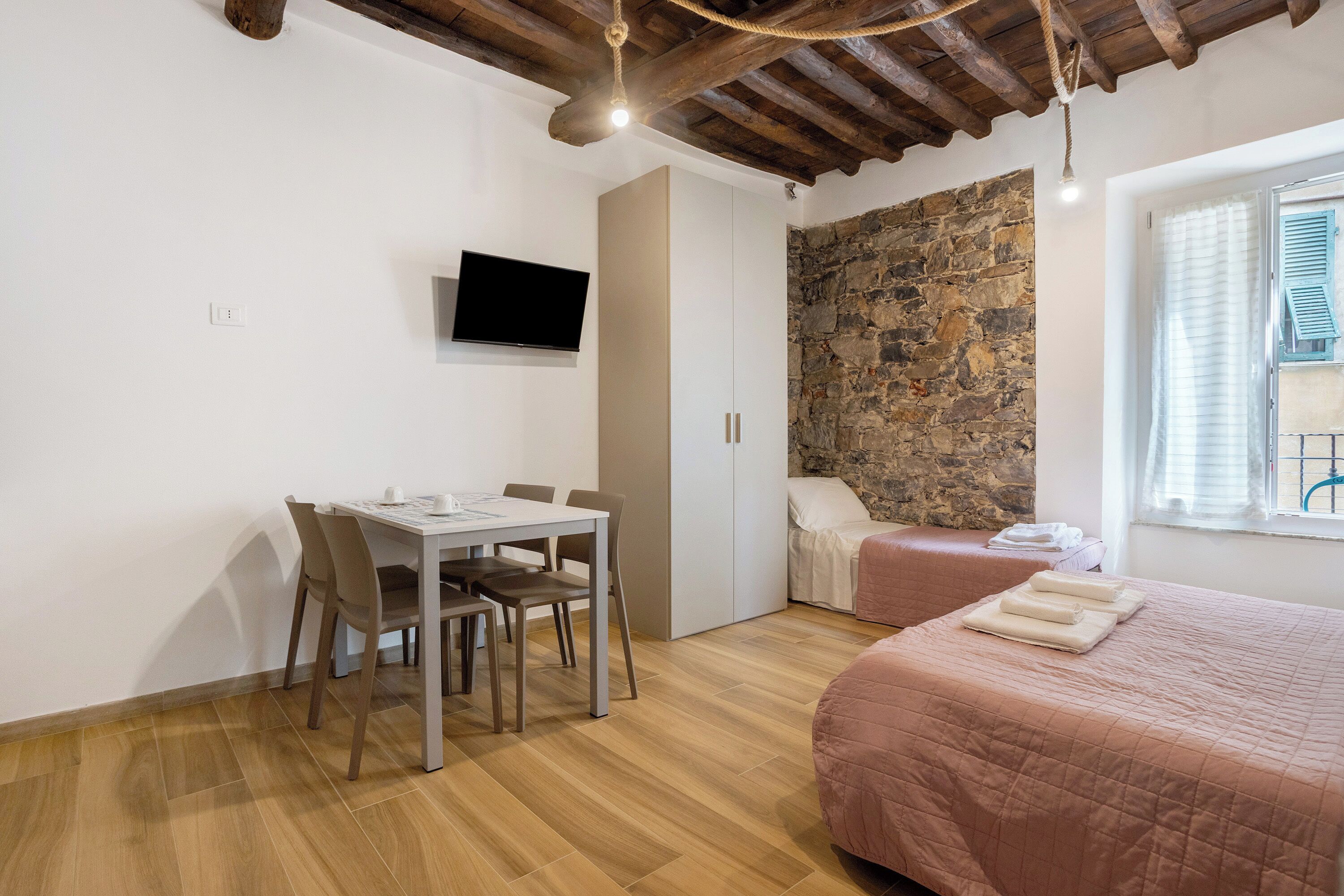 1 chambre, Wi-Fi gratuit, draps fournis