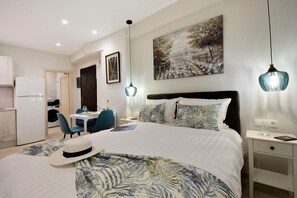 1 bedroom, free WiFi, bed sheets
