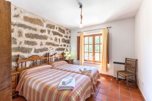 5 habitaciones y ropa de cama 