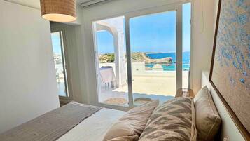 2 habitaciones, escritorio, tabla de planchar con plancha y wifi gratis