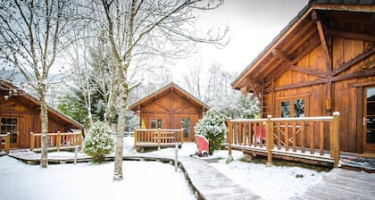 Apartamento 'Myosotis' con vistas a la montaña, Wi-Fi y aire acondicionado