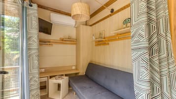 Télévision, table de tennis de table