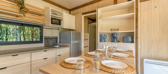 Apartment 'Columbia 43B' with Mountain View, Wi-Fi and Air Conditioning