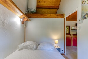 1 bedroom, free WiFi - Apartment 'Chalet Violette' with Mountain View, Wi-Fi and Air Conditioning (Vaulnaveys-le-Bas)