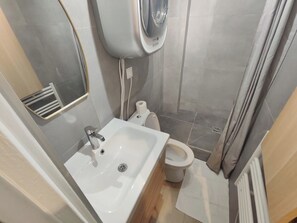 Hair dryer, towels
