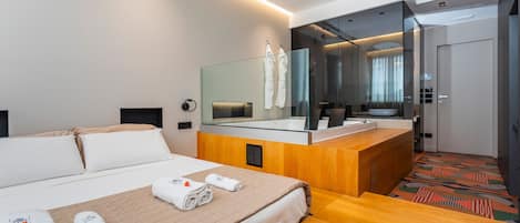 1 chambre, fer et planche à repasser, Wi-Fi gratuit, draps fournis