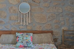5 Schlafzimmer, BĂŒgeleisen/BĂŒgelbrett, kostenloses WLAN, BettwĂ€sche