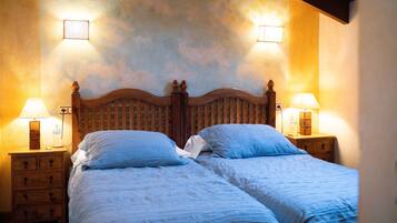 1 dormitorio, tabla de planchar con plancha, wifi gratis y ropa de cama