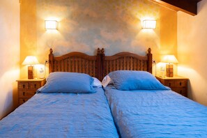 1 bedroom, iron/ironing board, free WiFi, bed sheets - Room 'Araucaria' with Mountain View, Shared Garden and Wi-Fi (Con)