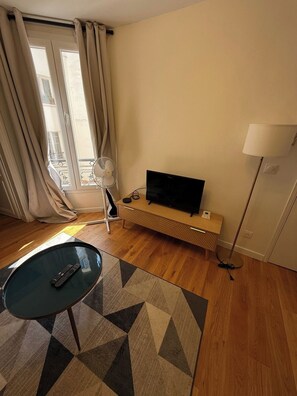 TV