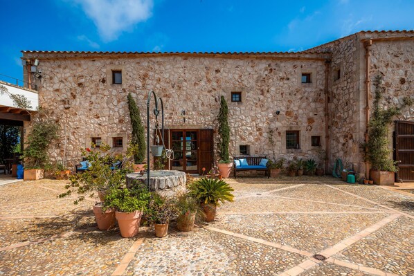 Terrace/patio - Country House 'Siesta Del Sol' with Private Pool, Private Terrace and Wi-Fi (Manacor)