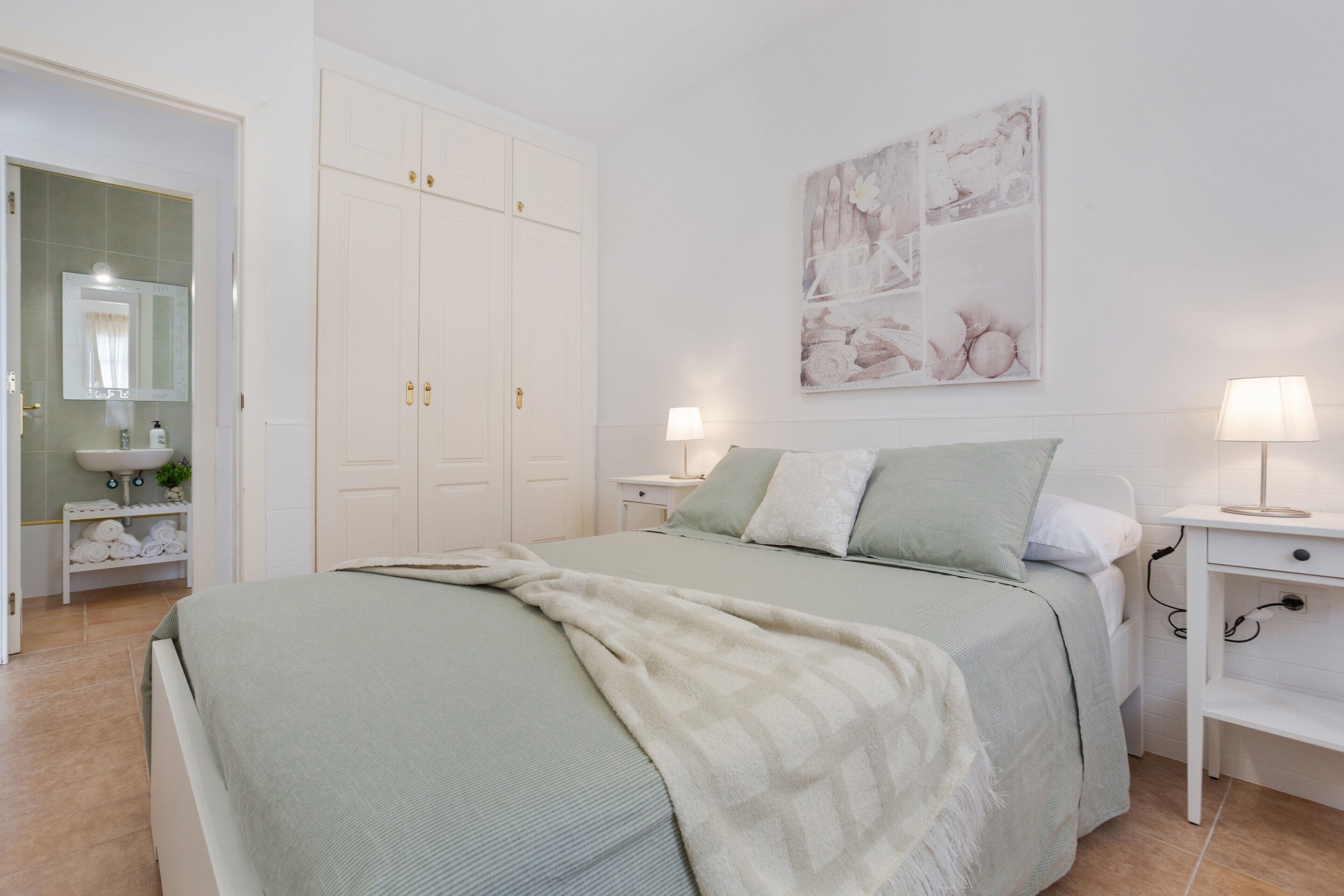 1 多间卧室、熨斗/熨衣板、免费 WiFi、床单