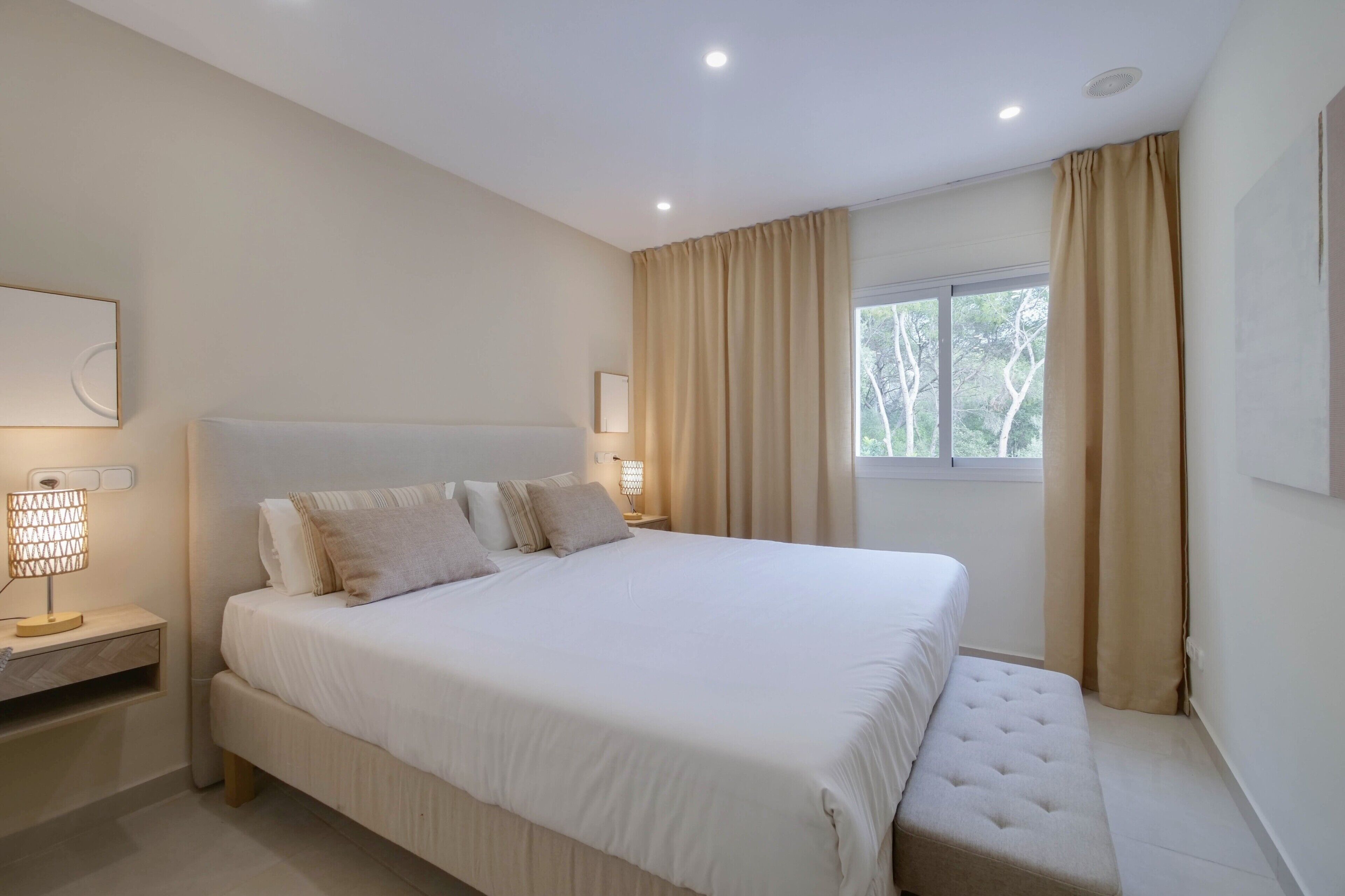 10 chambres, fer et planche à repasser, Wi-Fi gratuit, draps fournis