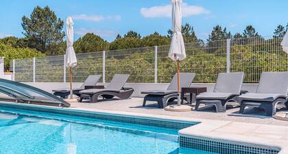 Appartement 'Ti Joaquim - Suite Deluxe' avec piscine partagée, Wi-Fi et climatisation