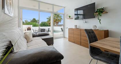 Holiday Home 'Trabucador' with Mountain View, Wi-Fi and Air Conditioning