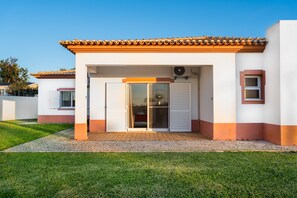 تفاصيل الفندق من الخارج